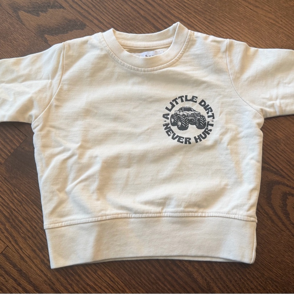 NWT Huds + Hanes Crewneck Graphic Sweatshirt